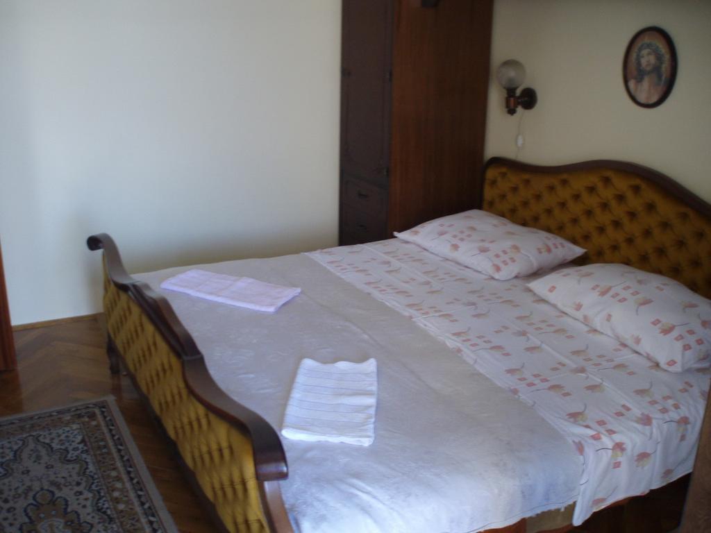 Stone House Gregov Hotel Lumbarda Quarto foto
